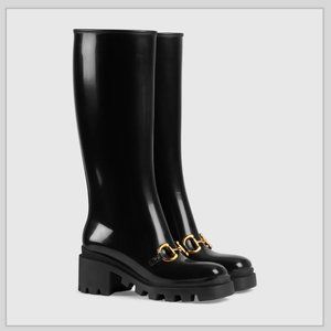 Women's knee-high boot with Horsebit in Black Rubber | GUCCI® | US 8.5/IT 39